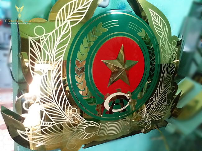 Gia công bảng inox ăn mòn giá rẻ, gia công logo inox ăn mòn thuế Nhà Nước,