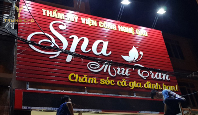 thi công làm bảng hiệu