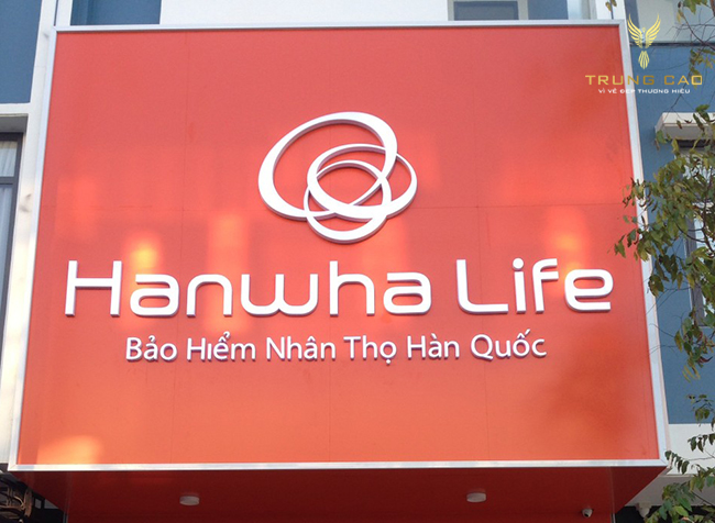 làm biển hiệu quảng cáo ngoài trời đẹp