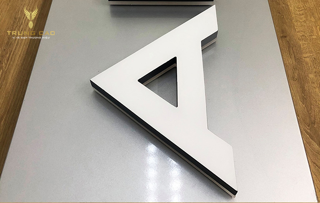 Chữ inox mặt mica