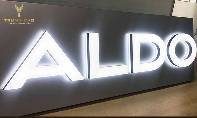 Chữ inox mặt mica âm đèn led