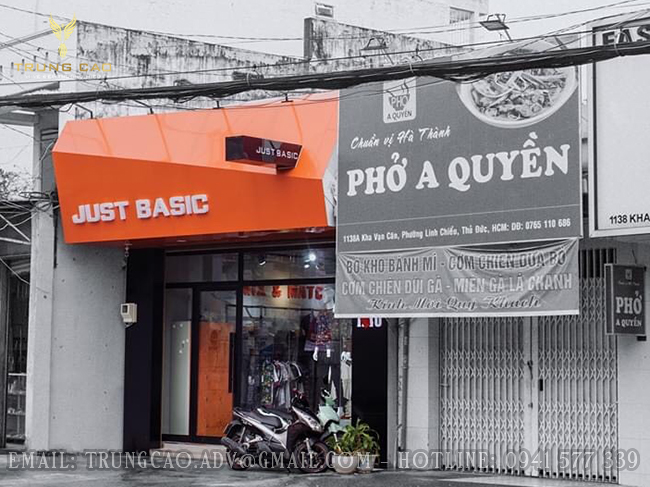 Mẫu bảng hiệu đứng đẹp