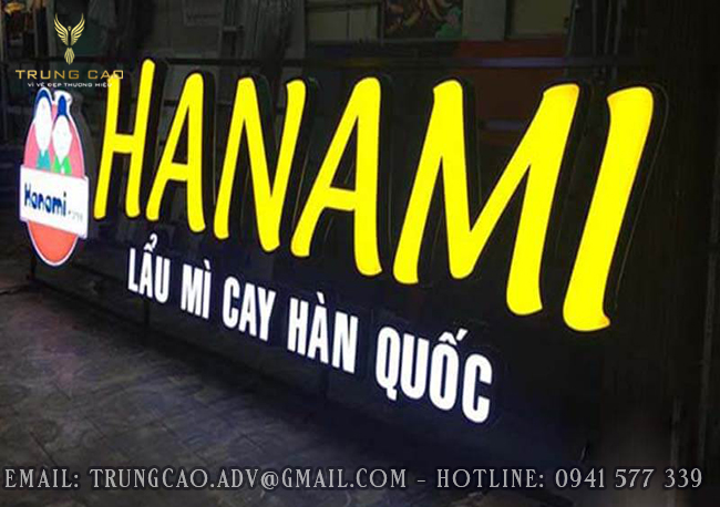 Mẫu biển quảng cáo ấn tượng
