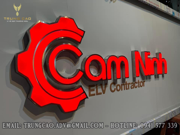 chữ mica hút nổi làm bảng hiệu quảng cáo đẹp