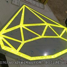 Gia công hộp đèn quảng cáo trực tiếp tại xưởng